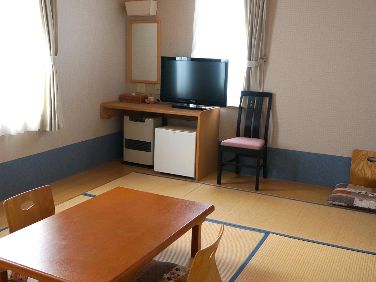 Petit Hotel Blaneneige Nakafurano Εξωτερικό φωτογραφία