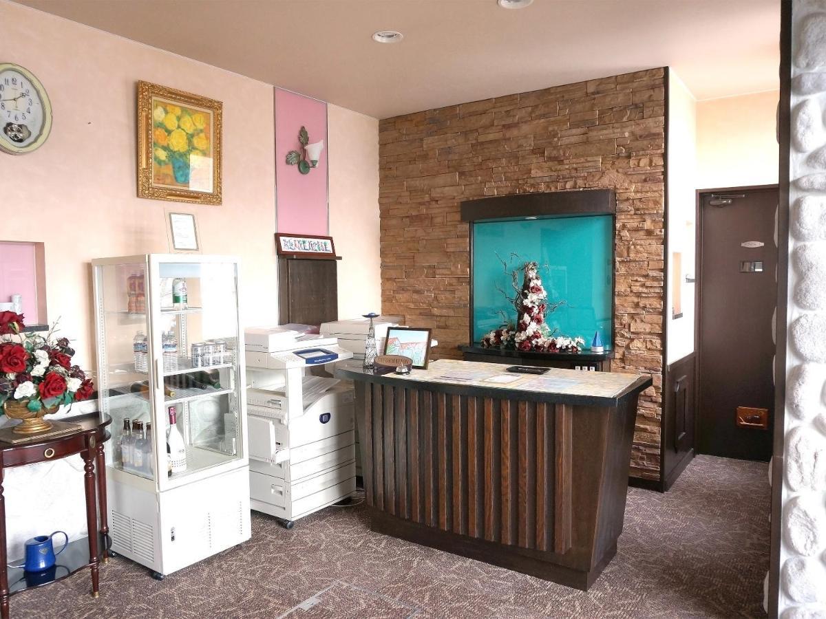Petit Hotel Blaneneige Nakafurano Εξωτερικό φωτογραφία